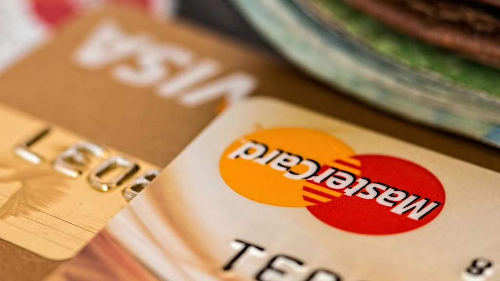 image of a Mastercard credit card as MTD coming more into place following the Autumn Budget in the UK